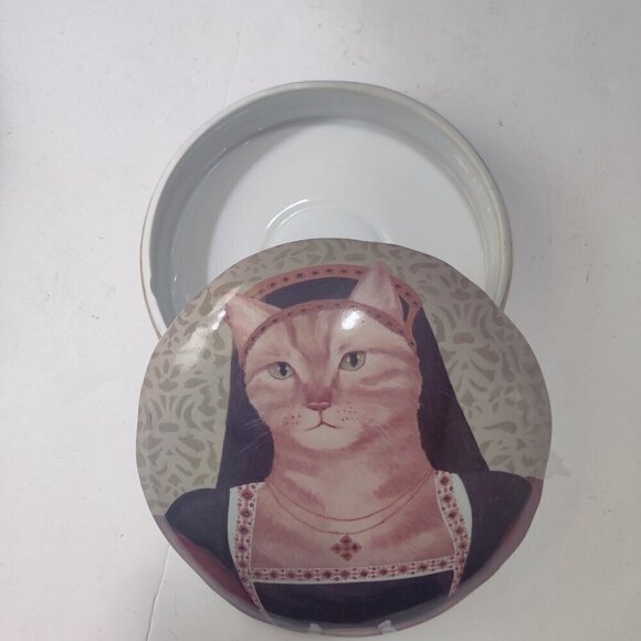 Lady Catherine Weston trinket dish for your dressing table finery,. Cat insured. - Picture 2 of 8